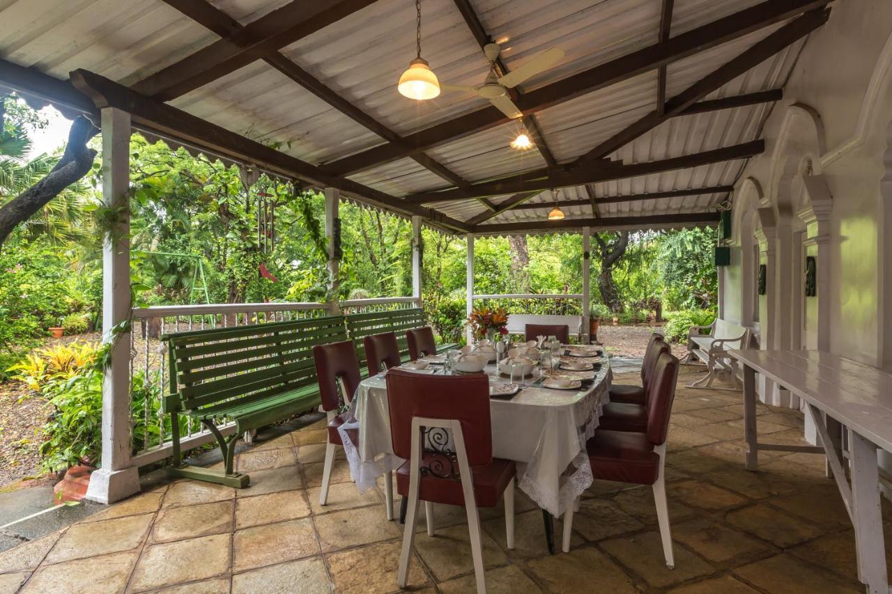Saffronstays Firdaus Baug Khamshet Kültér fotó